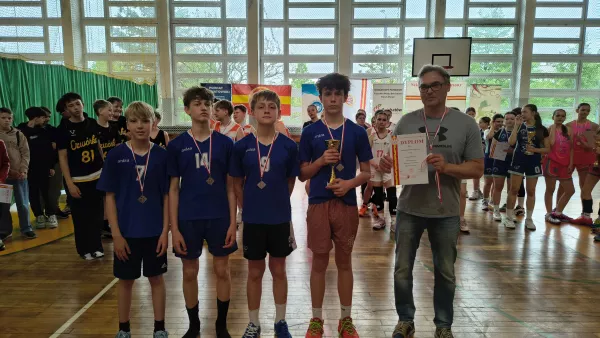 II Miejsce w Finale Województwa w Koszykówce 3 x 3 Igrzyska Dzieci kat. Chłopców