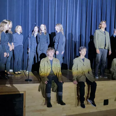 Etiuda teatralno-muzyczna z okazji Święta Niepodległości w wykonaniu uczniów liceum salezjańskiego i szkoły rzemiosł.