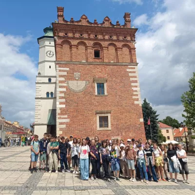 Zdjęcie grupowe na rynku w Sandomierzu