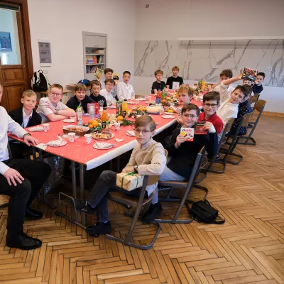 Spotkanie opłatkowe w klasie.