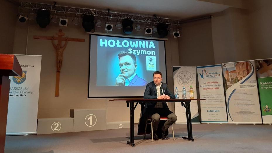 Spotkanie z Szymonem Hołownią. (fot. otk.pl)