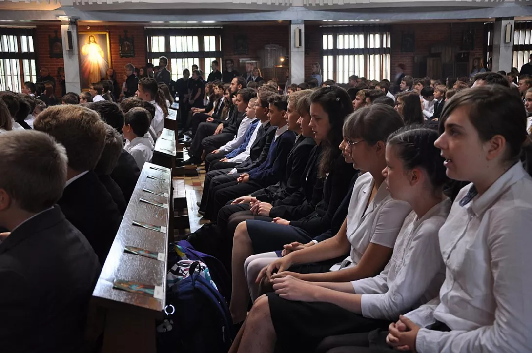 Z uwagą słuchamy homilii (fot. Robert Jaszczuk)