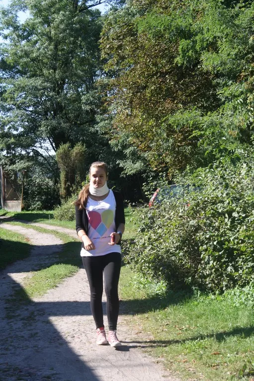 Julia nie jechała rowerem, jechała samochodem