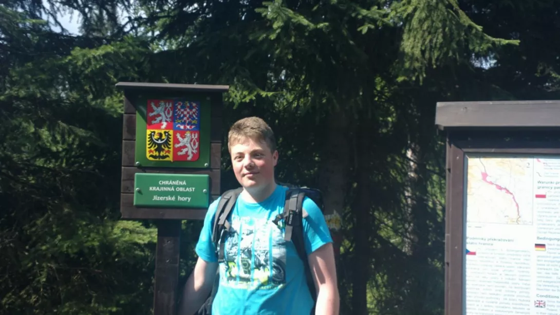 Piotr postanawia przekroczyc granicę
