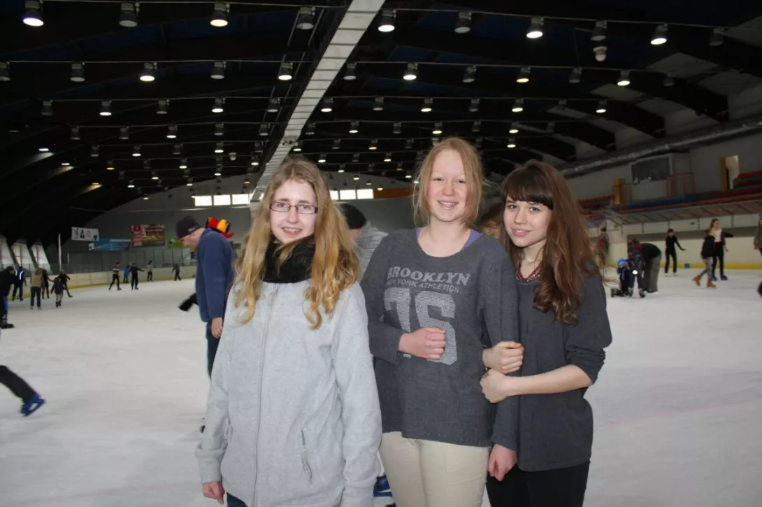 Justyna, Julia i Adrianna  na Bombonierce
