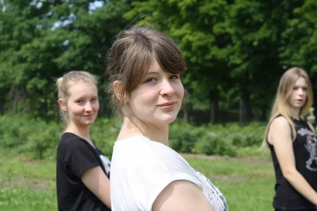 Marta, w tle Jdzia i Lidka