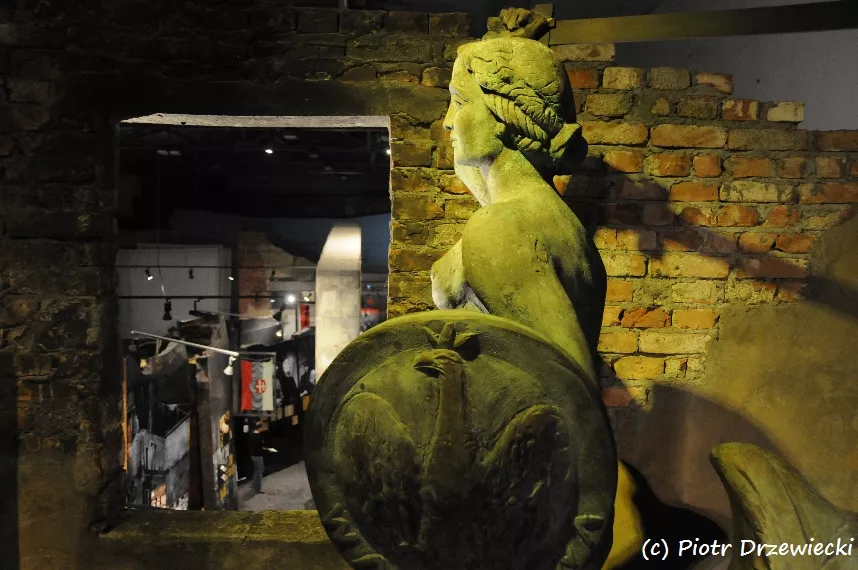 Wycieczka do Warszawy klas I liceum