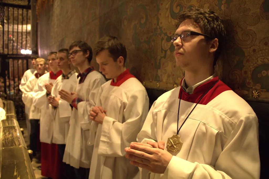 Do mszy służyli również ministranci z naszej szkoły.