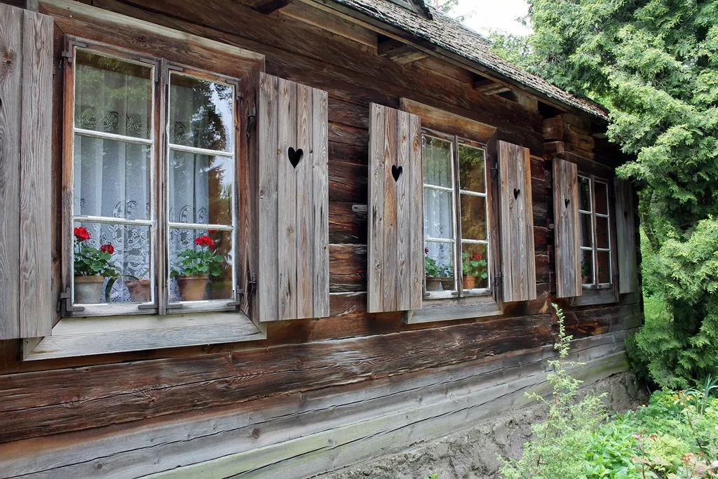 Skansen Kurpiowski w Nowogrodzie.