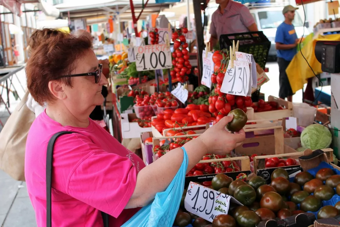 Być w Turynie i nie odwiedzić targu? (P. Barbara Gajewska).