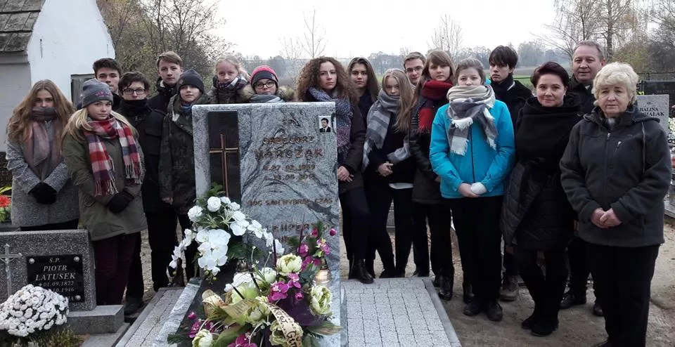 Przy grobie śp. prof. Grzegorza Marczaka.