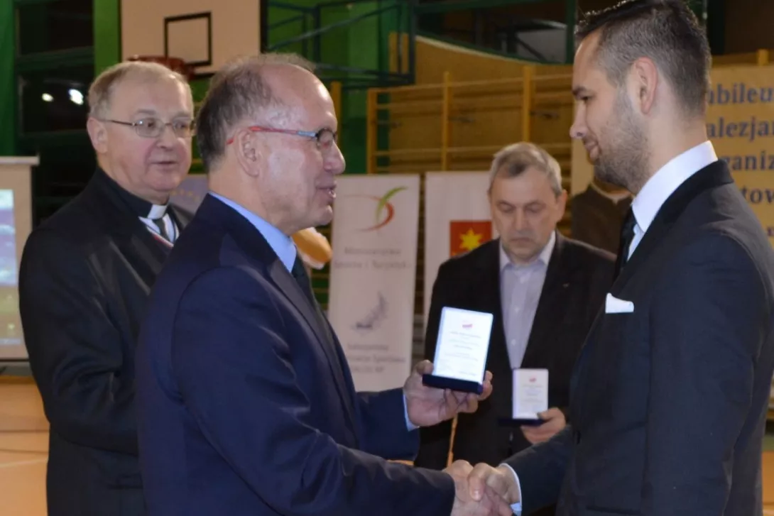 Pan Arkadiusz Cygan otrzymuje Brązowy Medal PKOL