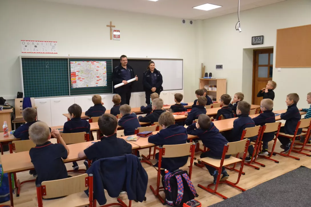 Policjanci u Pierwszaków