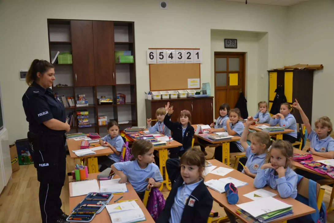 Policjanci u Pierwszaków