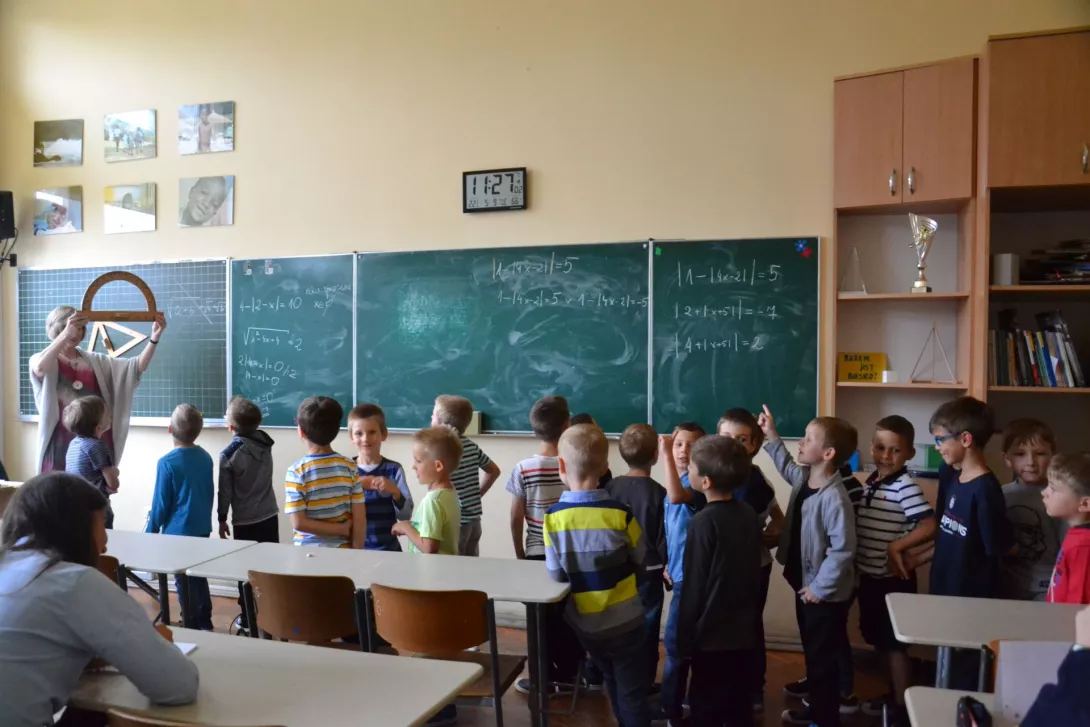 odwiedziny u starszych klas