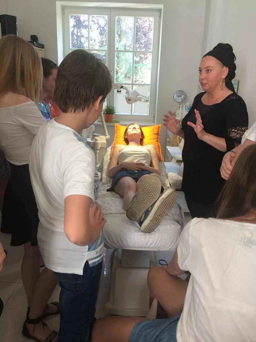 Warsztaty organizowane przez Radę Rodziców - kosmetologia.