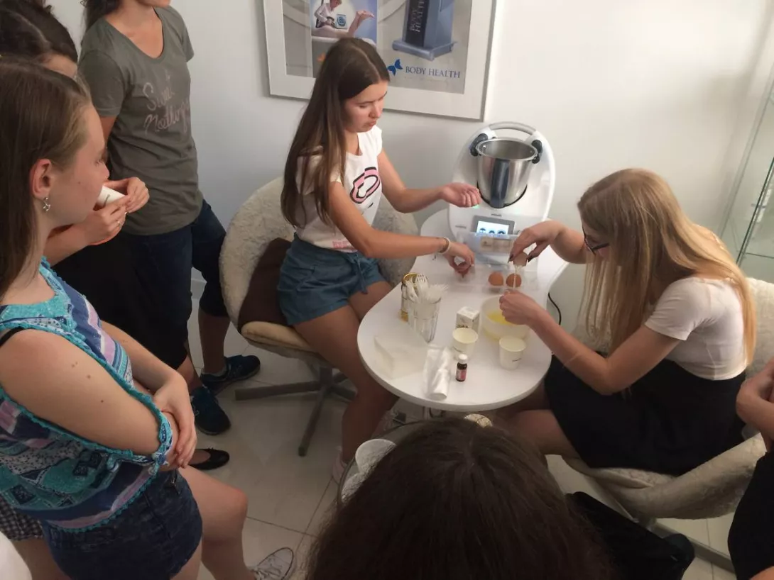 Warsztaty organizowane przez Radę Rodziców - kosmetologia.