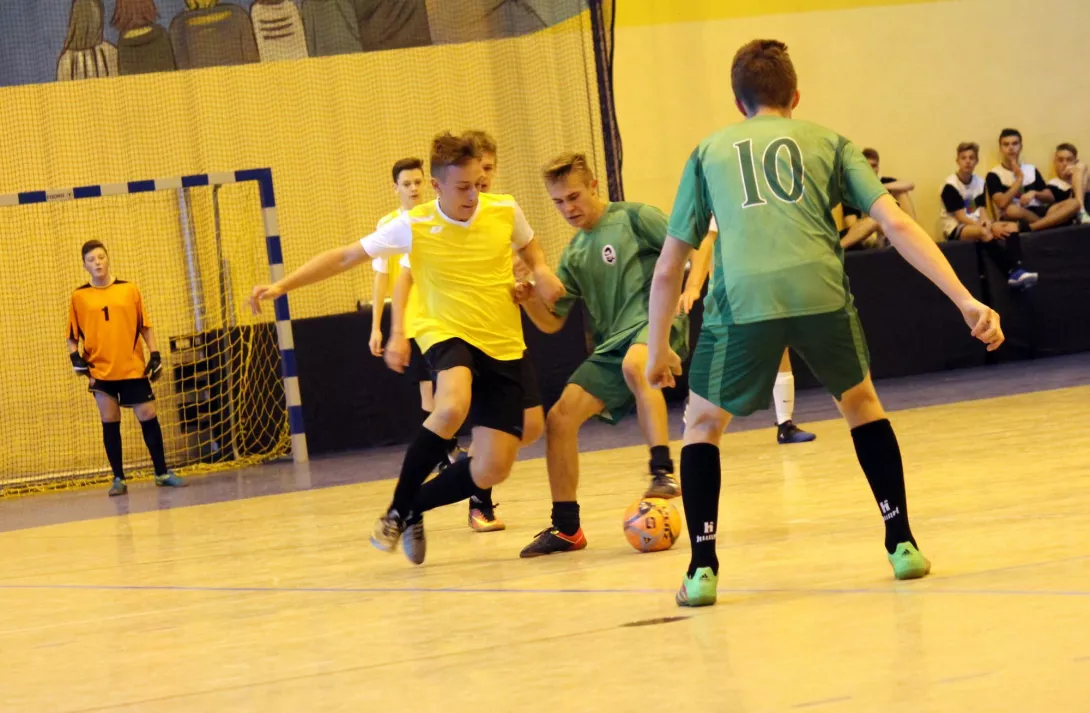 Turniej Futsalu "Gramy dla Jana Pawła II" w obiektywie Jana Michniewicza