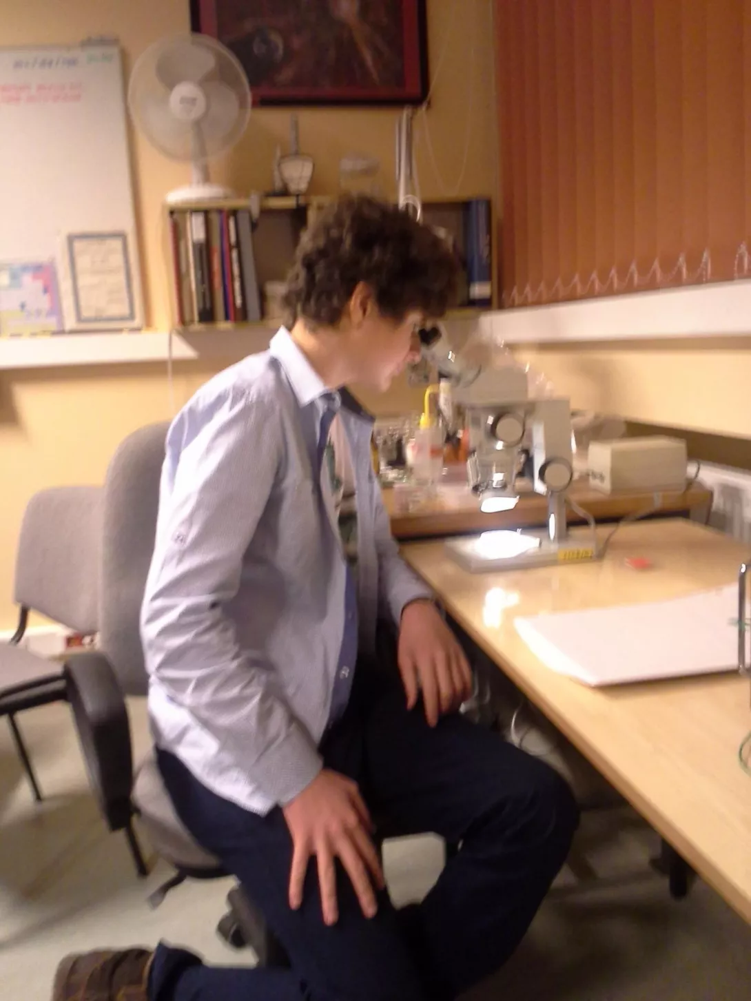 2013/2014 Maciek Krzysiek w Drugiej Pracowni Fizyki przy ławie optycznej