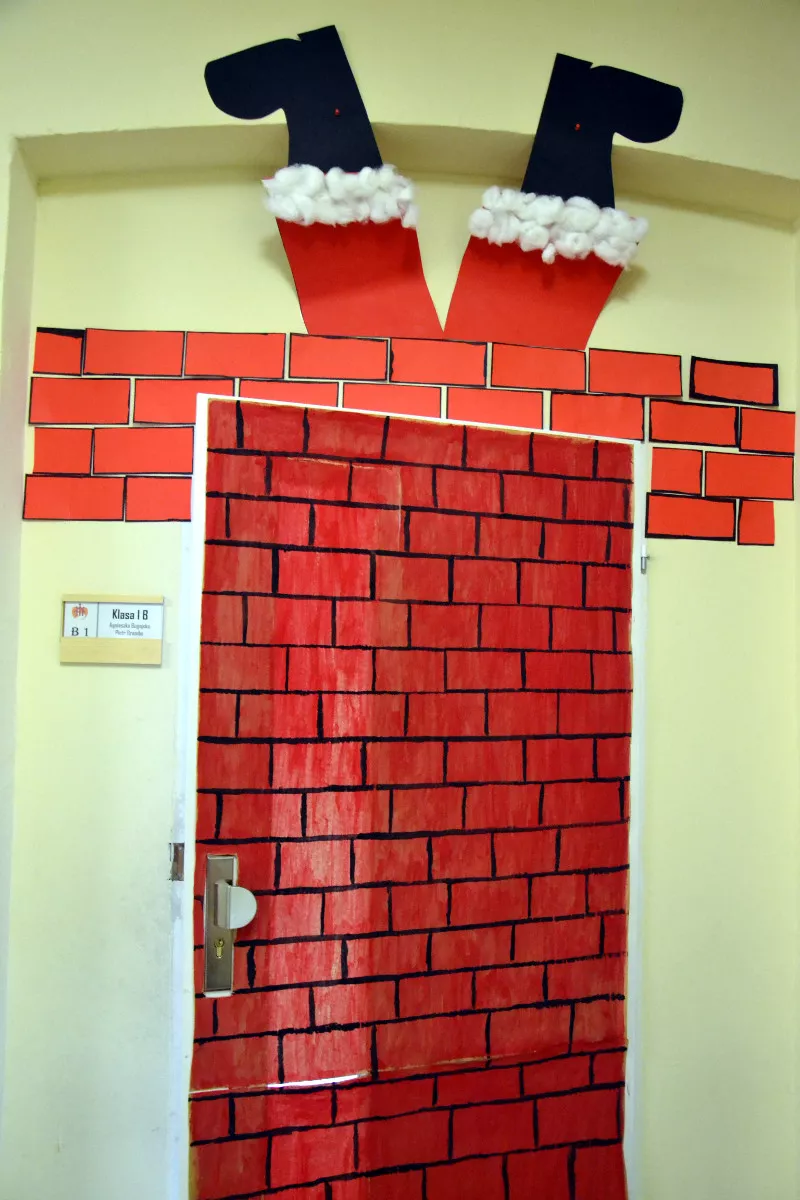 Dekoracje bożonarodzeniowe na piętrze wczesnoszkolnym 2018