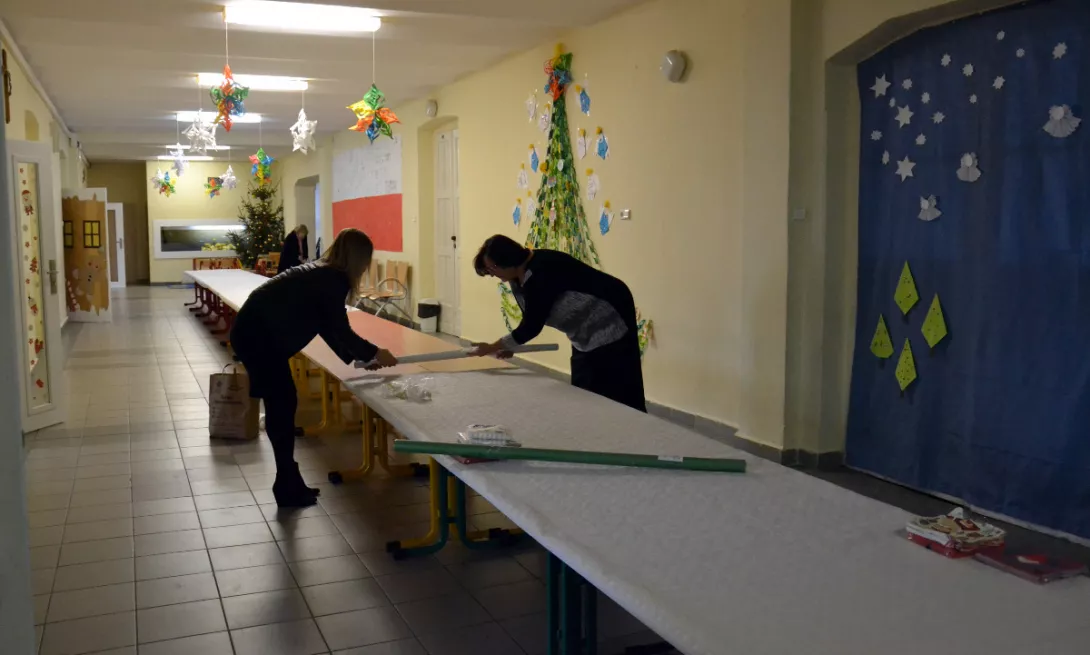 Dekoracje bożonarodzeniowe na piętrze wczesnoszkolnym 2018