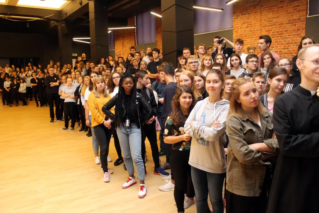 Młodzież z francuskiego Liceum Condorset w St. Quentin na Słówku (fot. Mateusz Ociński)