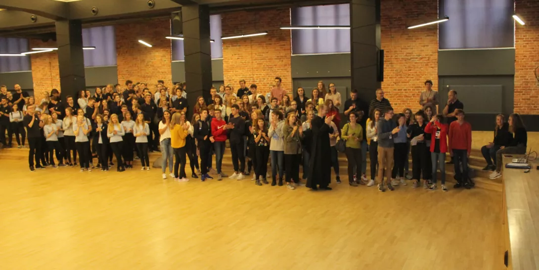 Młodzież z francuskiego Liceum Condorset w St. Quentin na Słówku (fot. Mateusz Ociński)