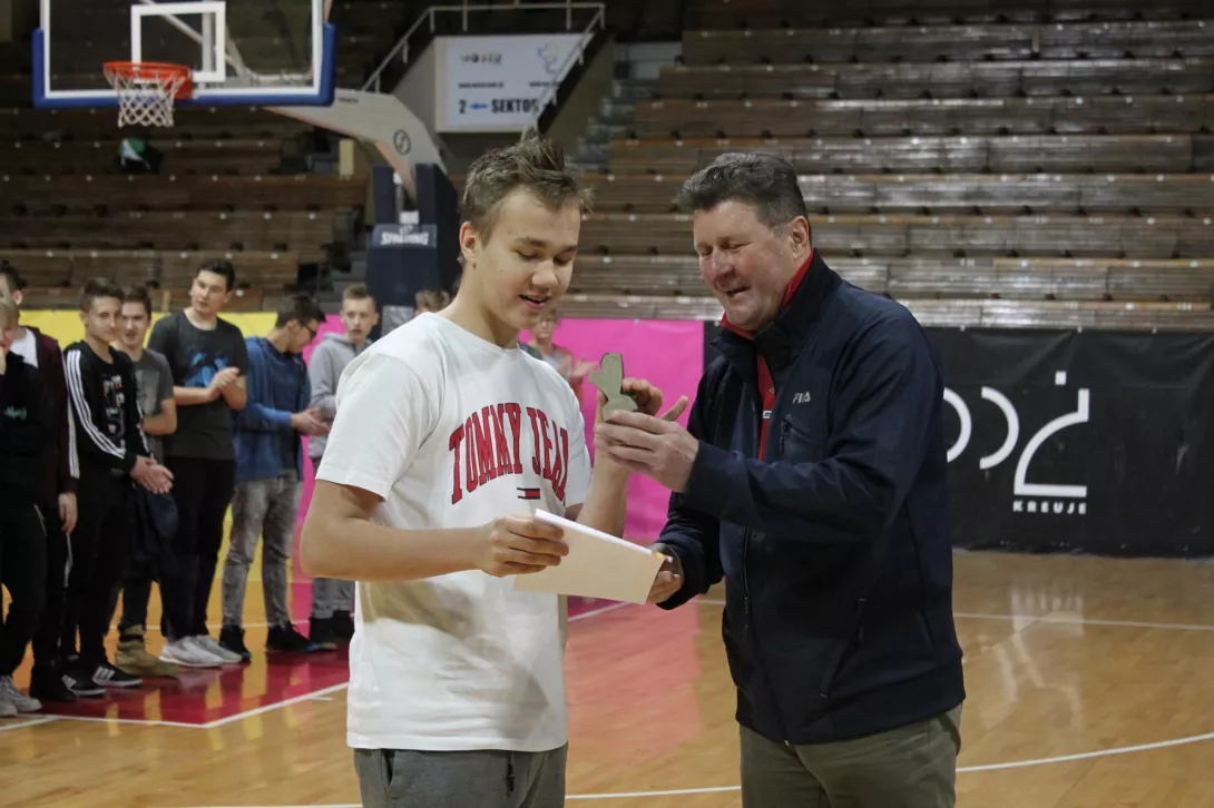 Sukces drużyny koszykarzy w Igrzyskach Młodzieży Szkolnej