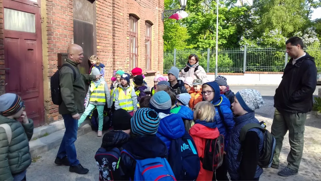 Pierwszaki poznają Łódź.