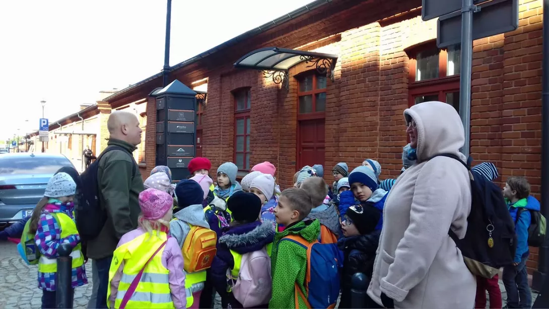 Pierwszaki poznają Łódź.