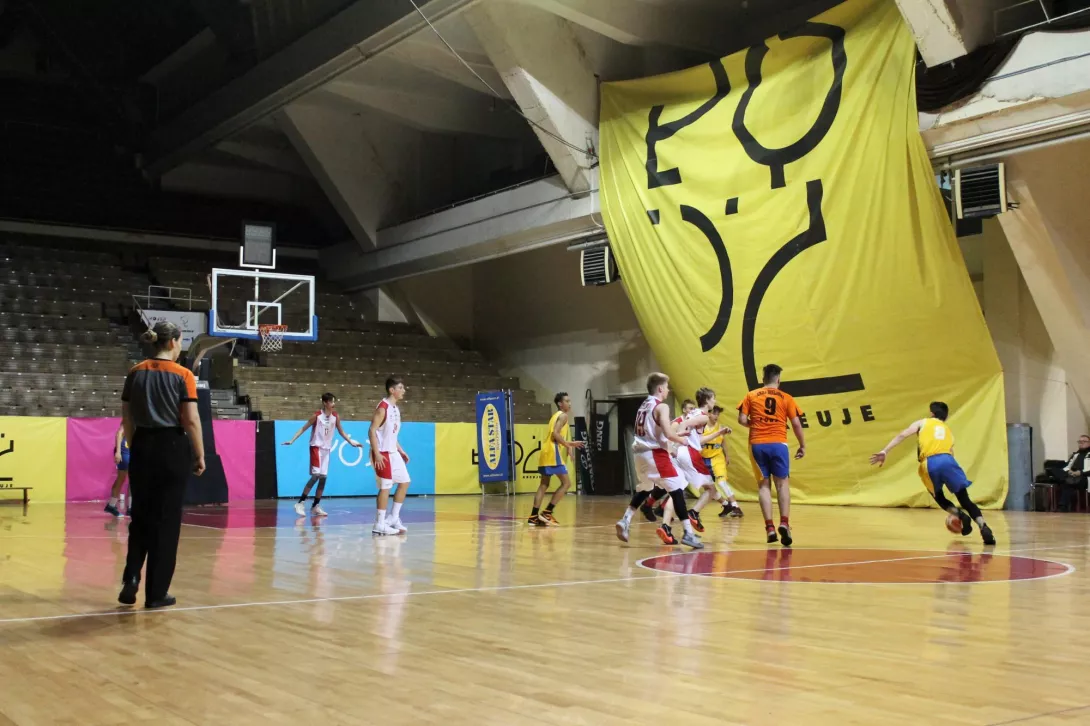 Fotorelacja z meczu koszykarzy w Igrzyskach Młodzieży Szkolne