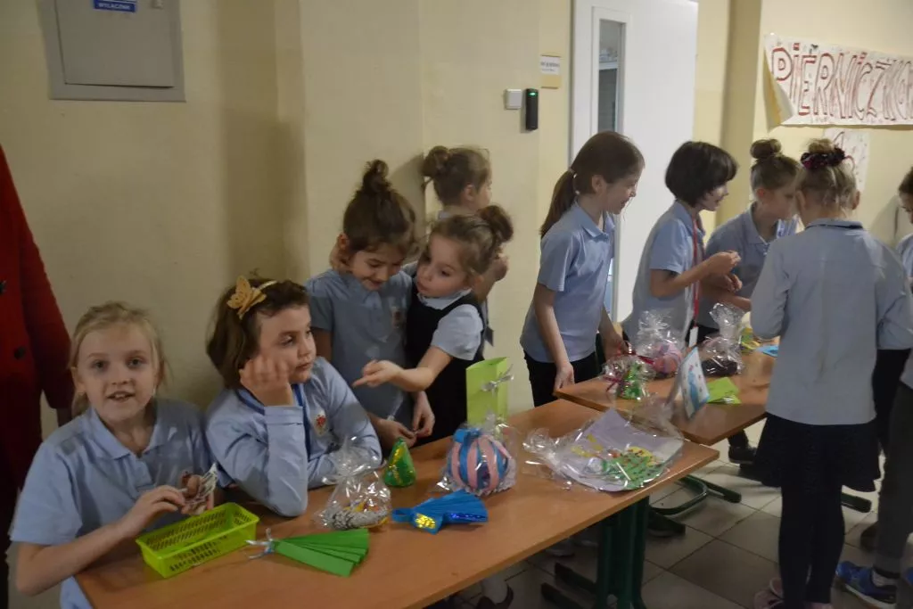 Kiermasz Bożonarodzeniowy klas 1-3