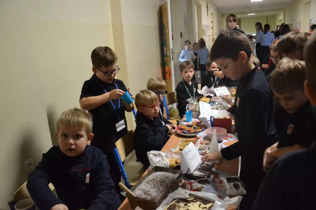 Kiermasz Bożonarodzeniowy klas 1-3