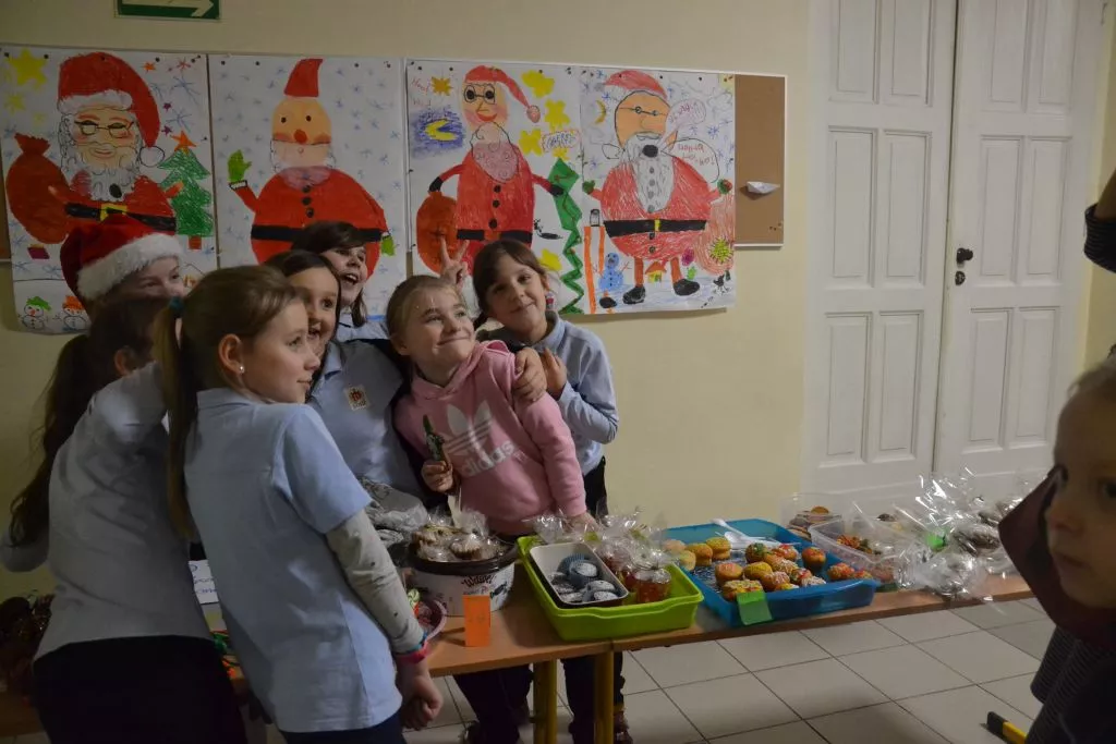 Kiermasz Bożonarodzeniowy klas 1-3