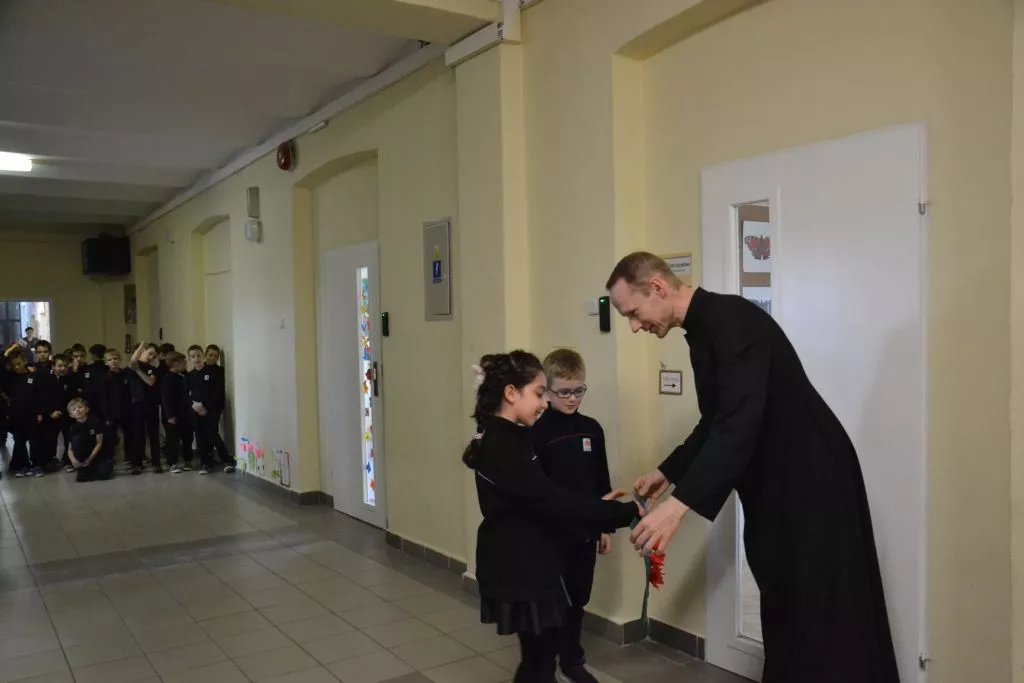 Świętujemy z Księdzem Maćkiem