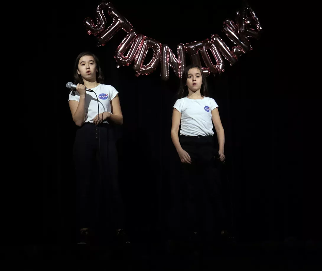 Przegląd Piosenki Obcojęzycznej, Katarina i Isabela