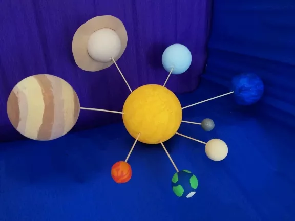 Projekt klas 2 SSP w Układzie Słonecznym