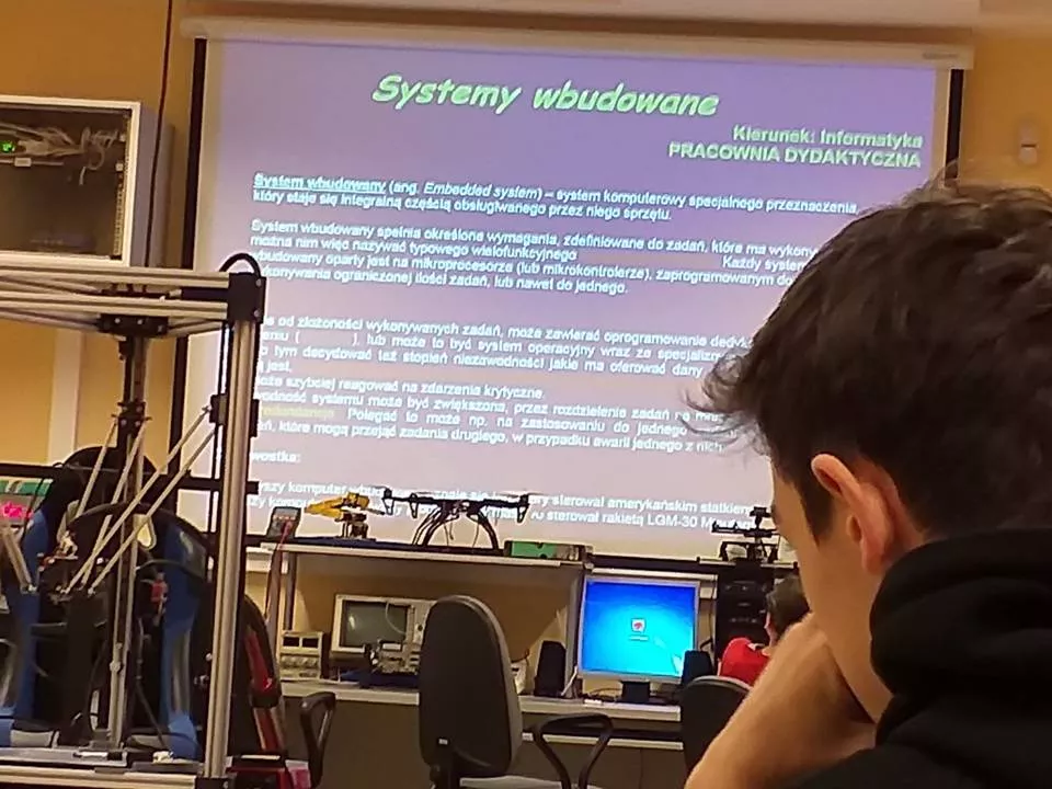 30 stycznia 2020 UŁ(fizyka)