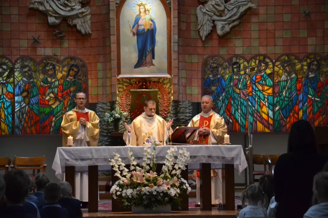 Uroczyste rozpoczęcie roku szkolnego klas 1-3