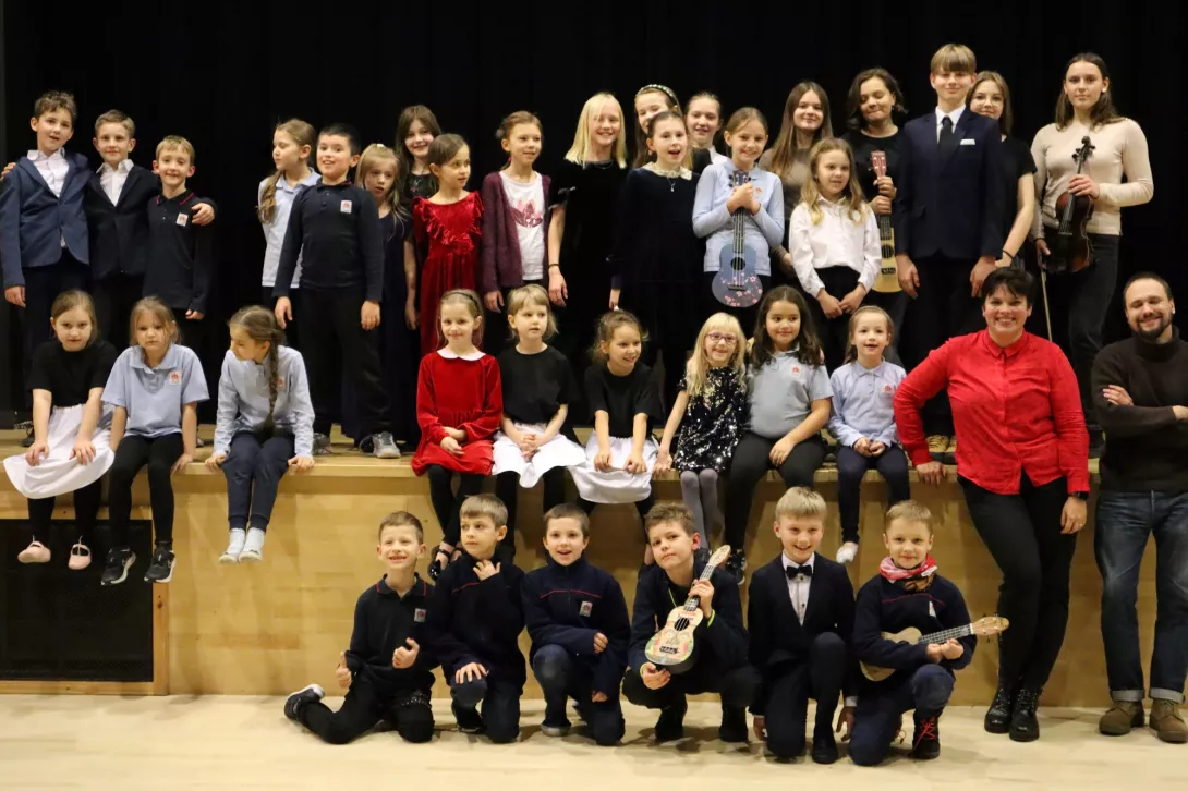 Popis Studium Muzycznego "Boskie Dźwięki"