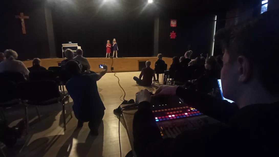 Szkolne kolędowanie 2023 klas 1-3 SSP