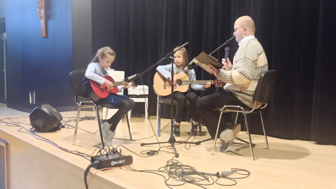 Szkolne kolędowanie 2023 klas 1-3 SSP