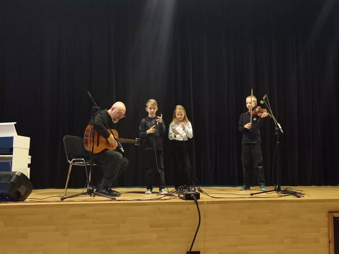 Szkolne kolędowanie 2023 klas 1-3 SSP