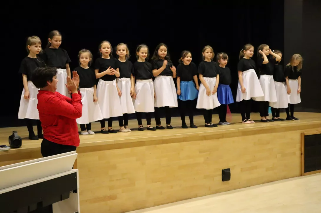 Popis Studium Muzycznego "Boskie Dźwięki"