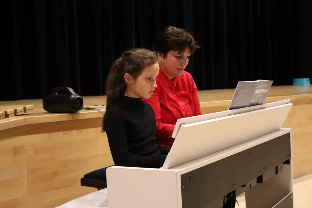 Popis Studium Muzycznego "Boskie Dźwięki"