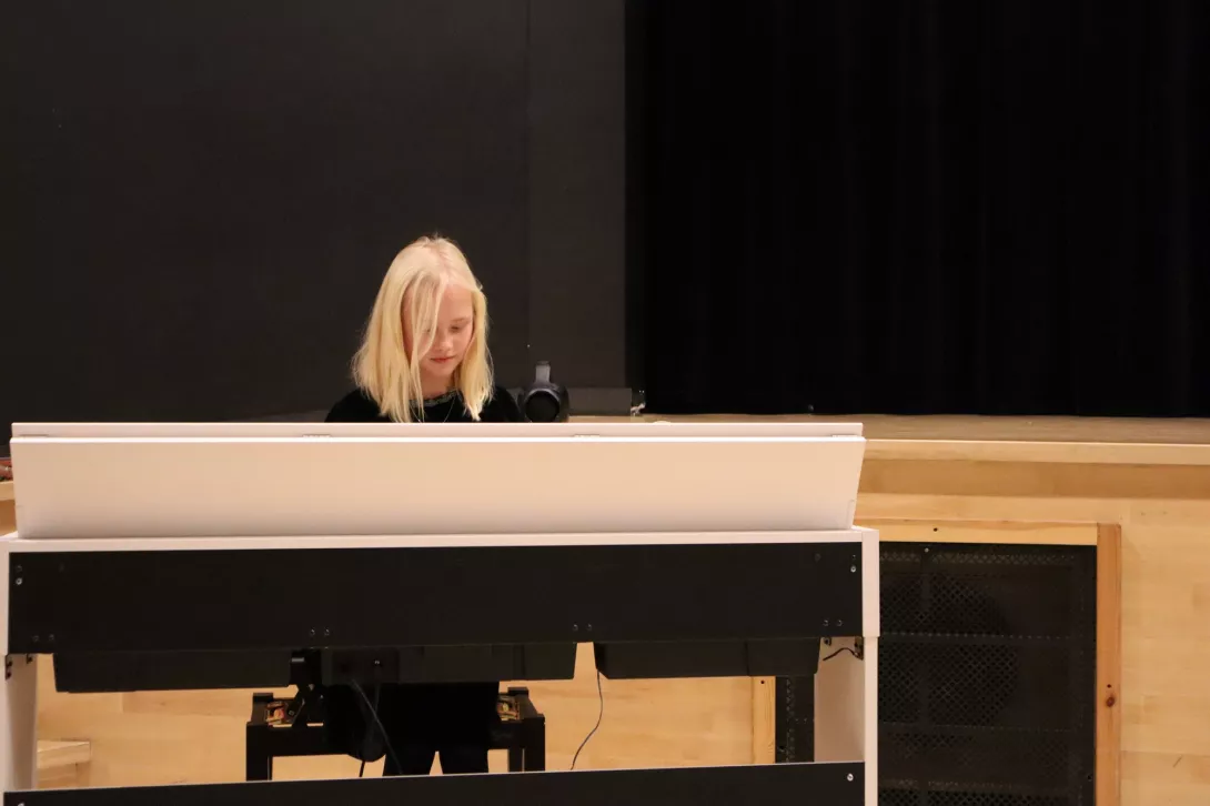 Popis Studium Muzycznego "Boskie Dźwięki"