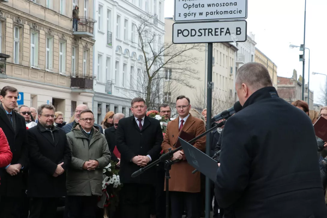 Odsłonięcie tablicy pamiątkowej poświęconej polskim dzieciom