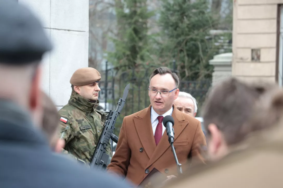 Odsłonięcie tablicy pamiątkowej poświęconej polskim dzieciom