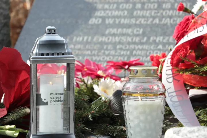 Wystawa poświęcona eksterminacji dzieci w obozie w Dzierżąznej