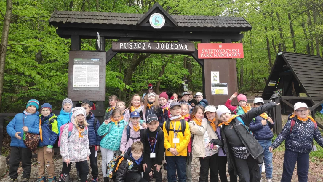 Wycieczka w Góry Świętokrzyskie klasy 2a i 2b SSP